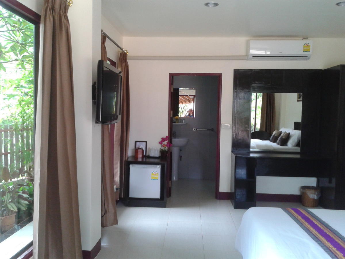 Baan Kieng Fah Resort Chongmek Ban Nong Mek  Ruang foto